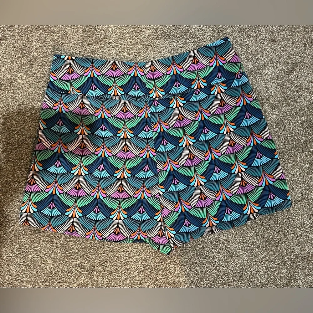 Patterned Shorts - Picture 3 of 3